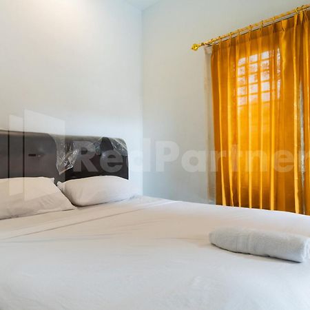 Teratai Guesthouse At Rs Adam Malik Medan Mitra Reddoorz Экстерьер фото