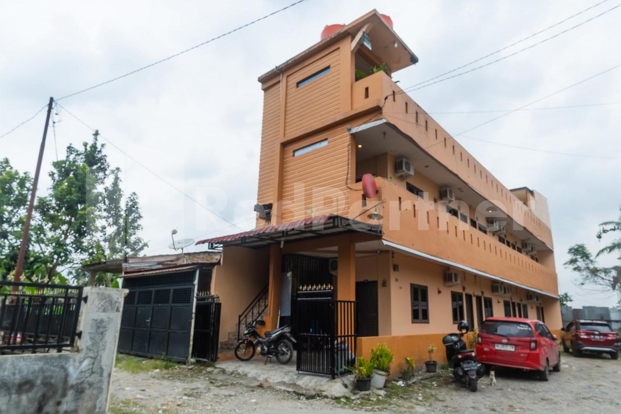 Teratai Guesthouse At Rs Adam Malik Medan Mitra Reddoorz Экстерьер фото